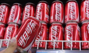 Dari Apple ke Coke, Merek Global Menghadapi Tantangan Lebih Berat di China Menjadi: Dari Apple ke Coke, Brand-brand Global Kesulitan di China